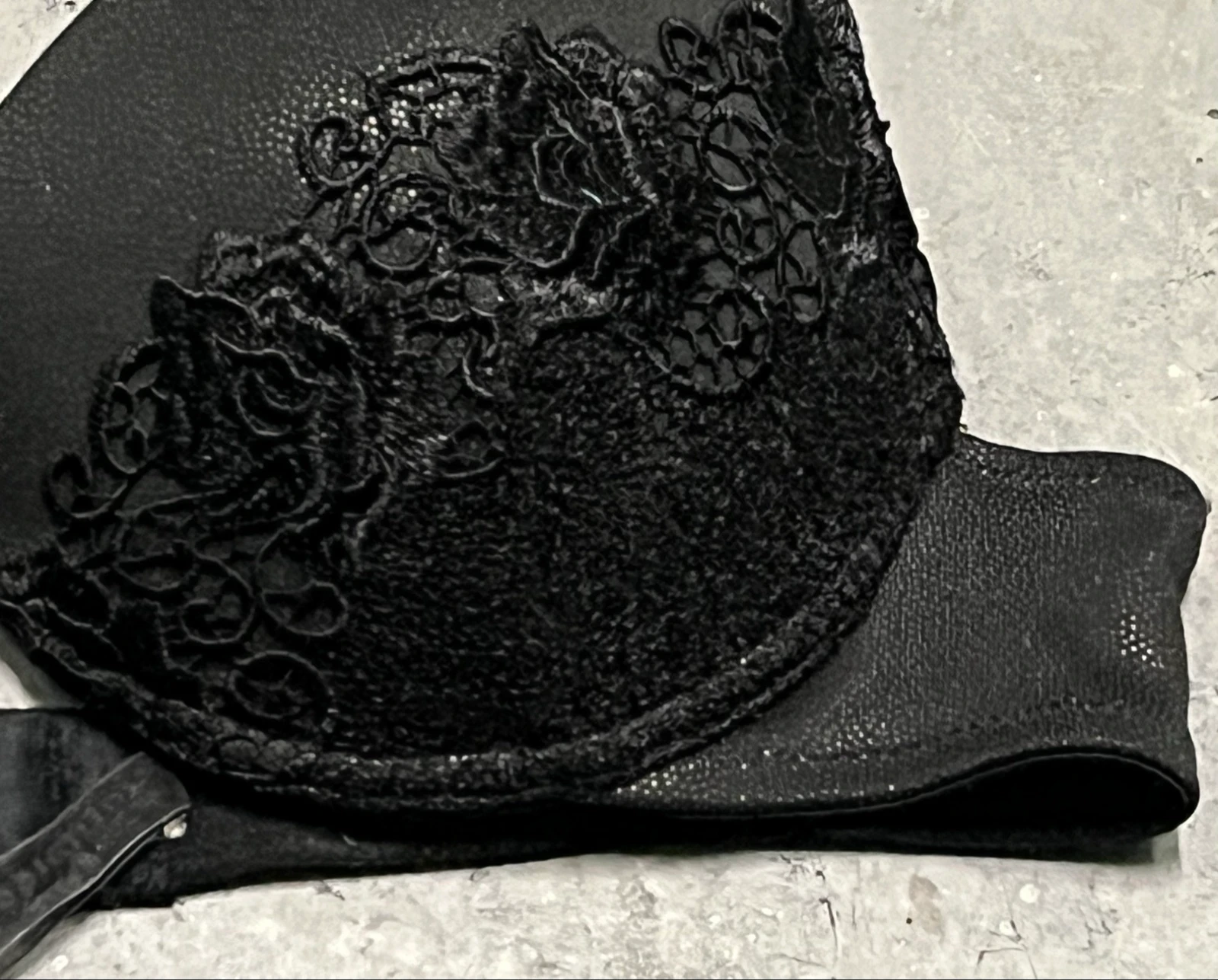 Sujetador puntilla con micro dots – photo 4
